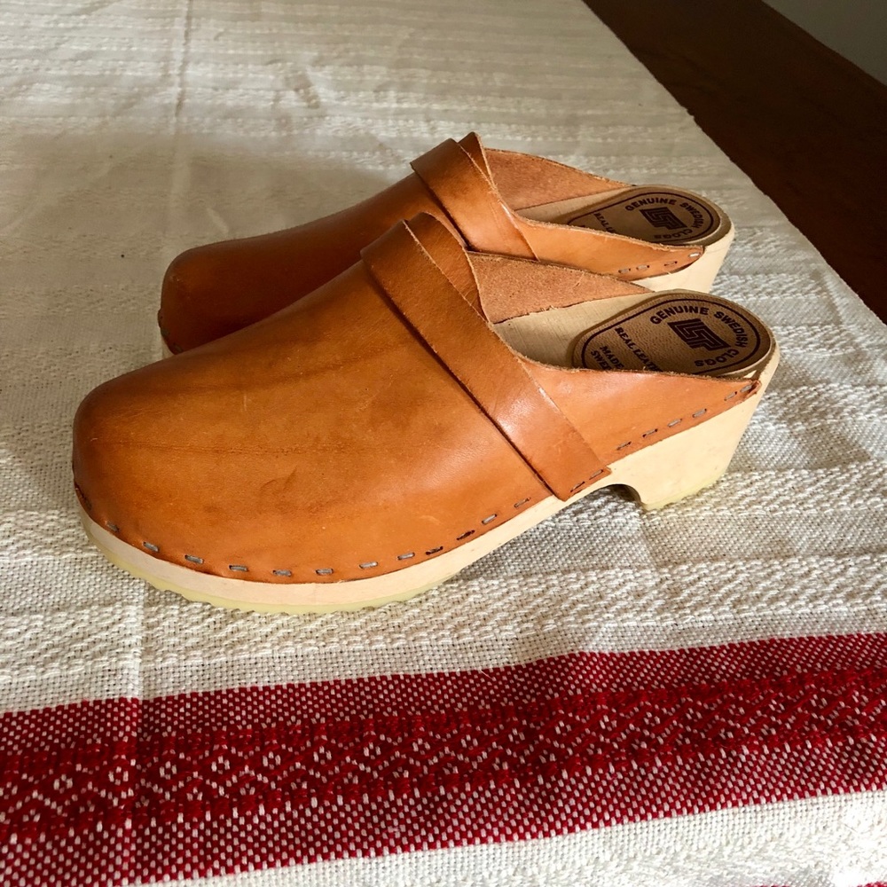 Swedish Leather Clogs Sz 36